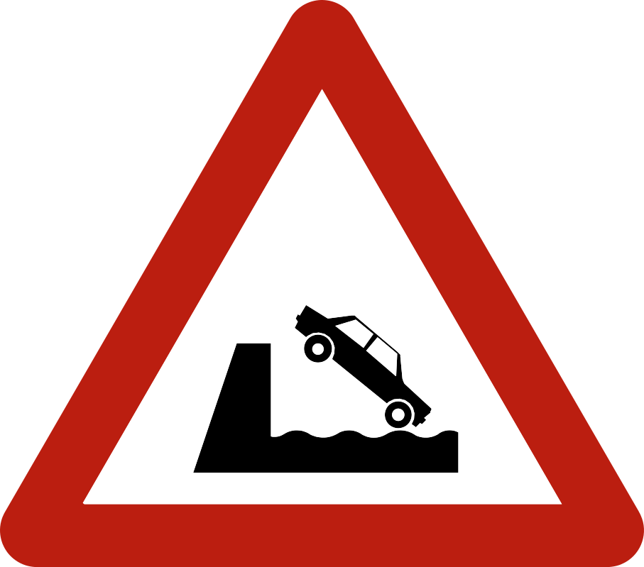 A11 : A11 - Débouché sur un quai ou une berge. Attention : la route se termine au bord de l'eau (canal, port, rivièr…